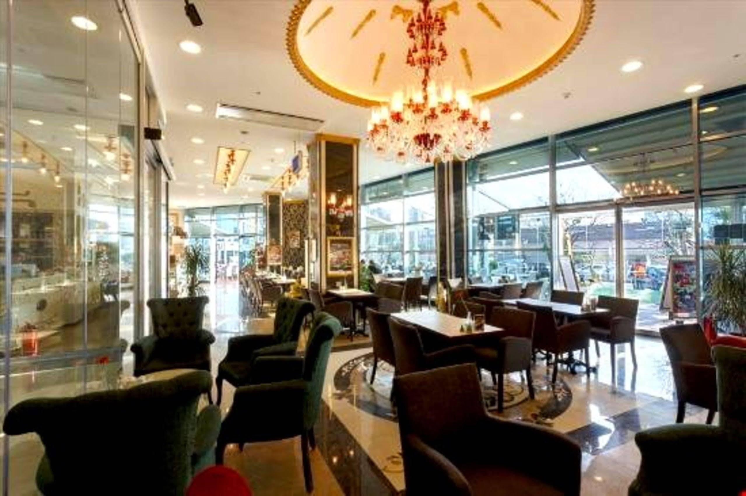Oezay Suites Istanbul Bagian luar foto
